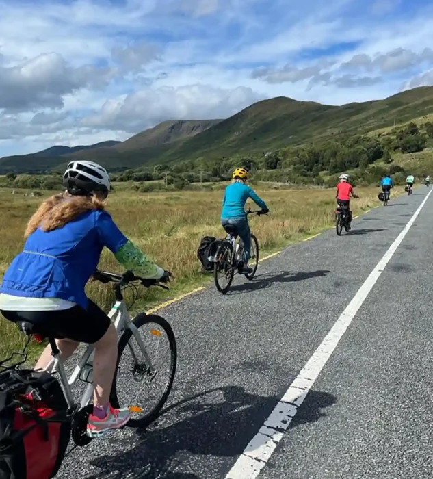 Deluxe conemara cycling